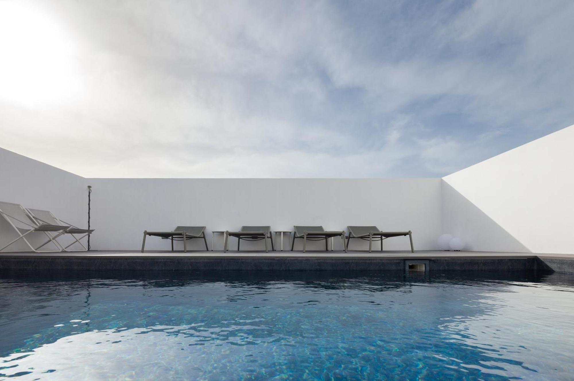 Alinea Center Aparthotel Limisso